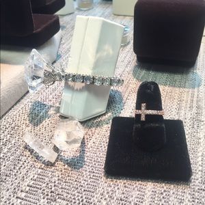 Park Lane Sideways Cross Ring